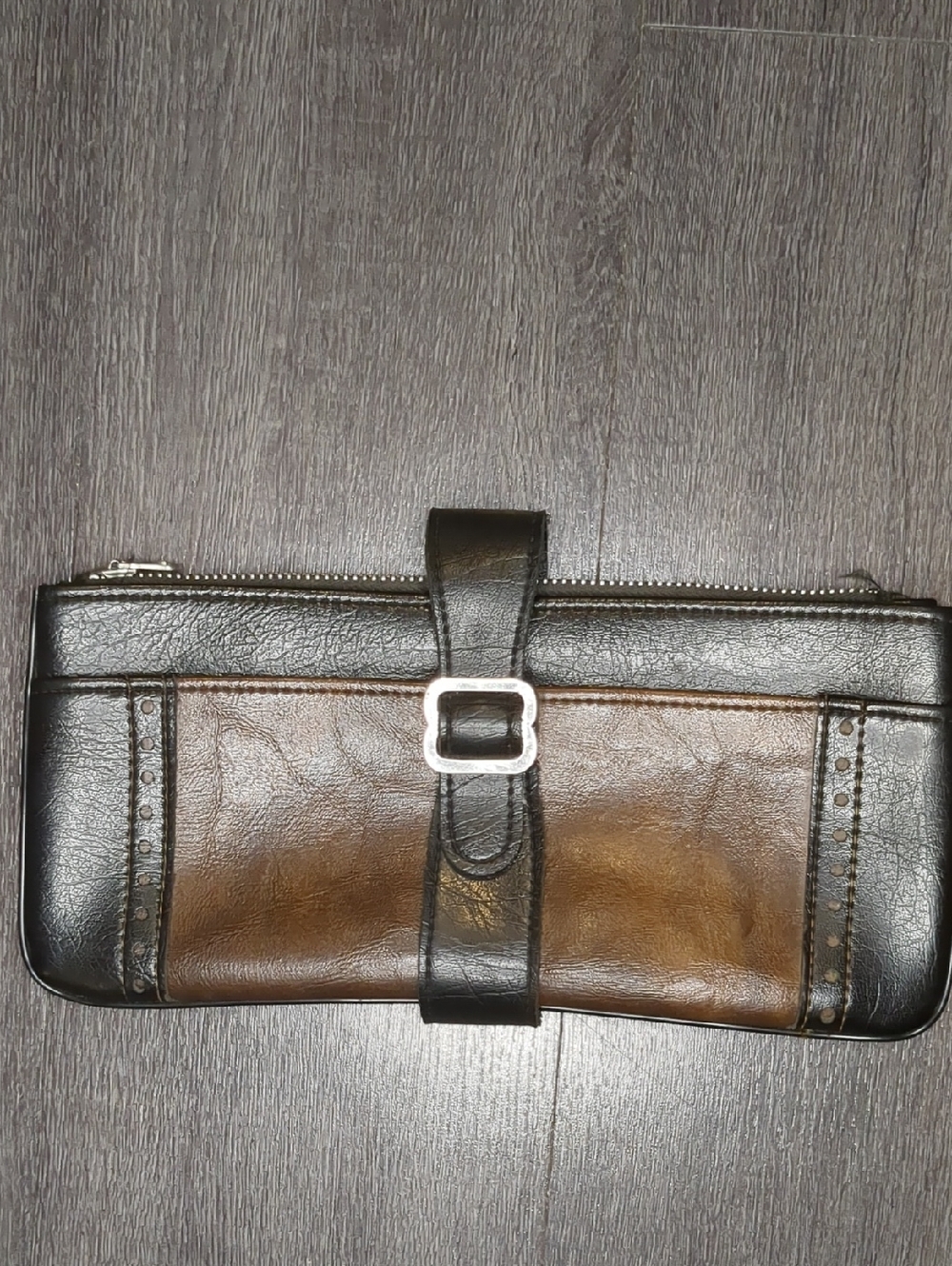 Vintage Amity Leather Wallet Clutch Compartments Serval Zipper MCM